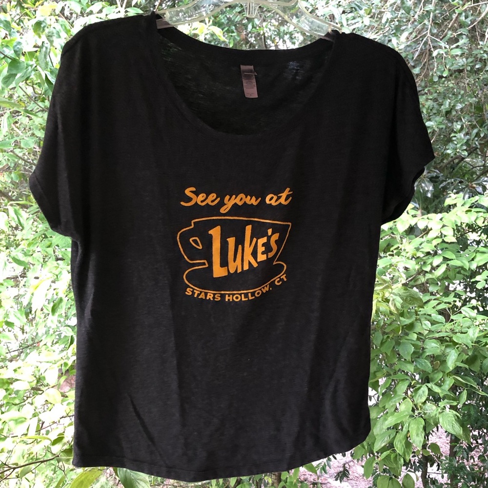 🎉HP🎉 Gilmore Girls T-shirt - Picture 6 of 9